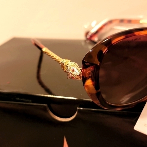 Fashion Sunglassed - Picture 13 of 15